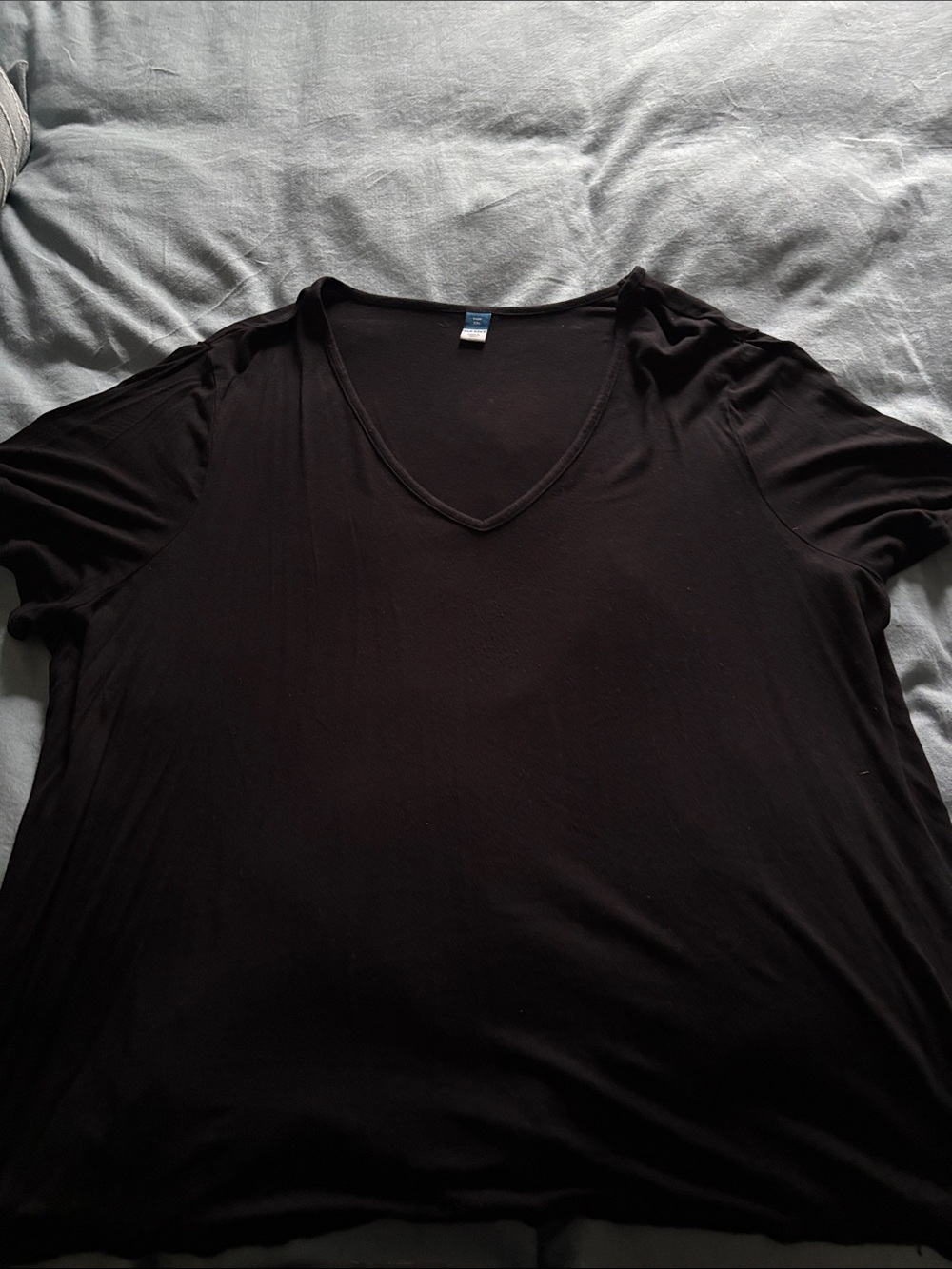 Old Navy Classic Luxe V-Neck Black Women's Top